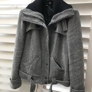 🤯 2/$12, 3/$18 🤯 Forever 21 Knitted Jacket